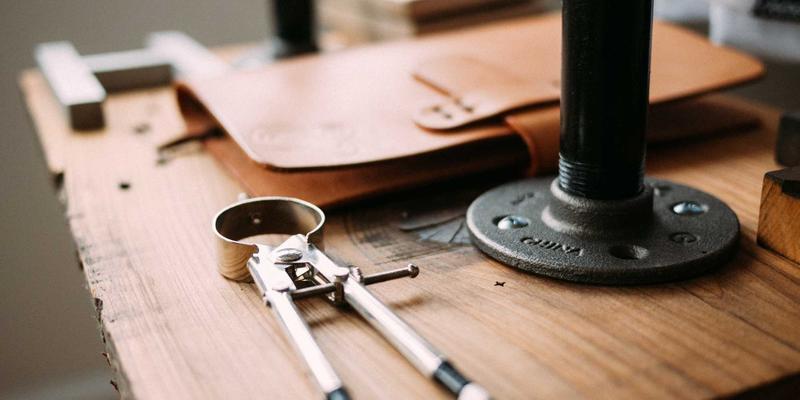 酒店清洁革命：从布草、家具采购到标准化操作流程（SOP）的全面指南