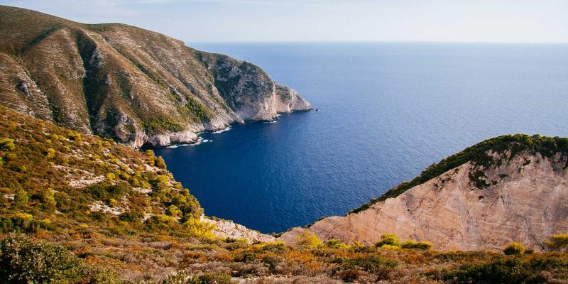 酒店用品采购平台全解析：如何高效选购客房用品与酒店布草